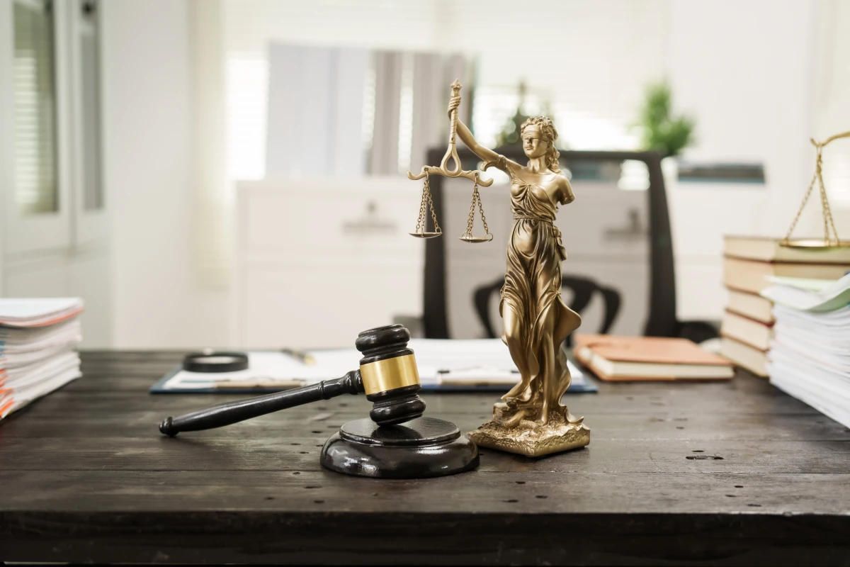 La protection juridique des lanceurs d'alerte : un enjeu démocratique majeur